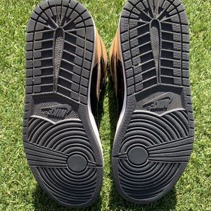 Jordan Shoes - Air jordan 1 gold toes Jordan Shoes - Air jordan 1 gold toes